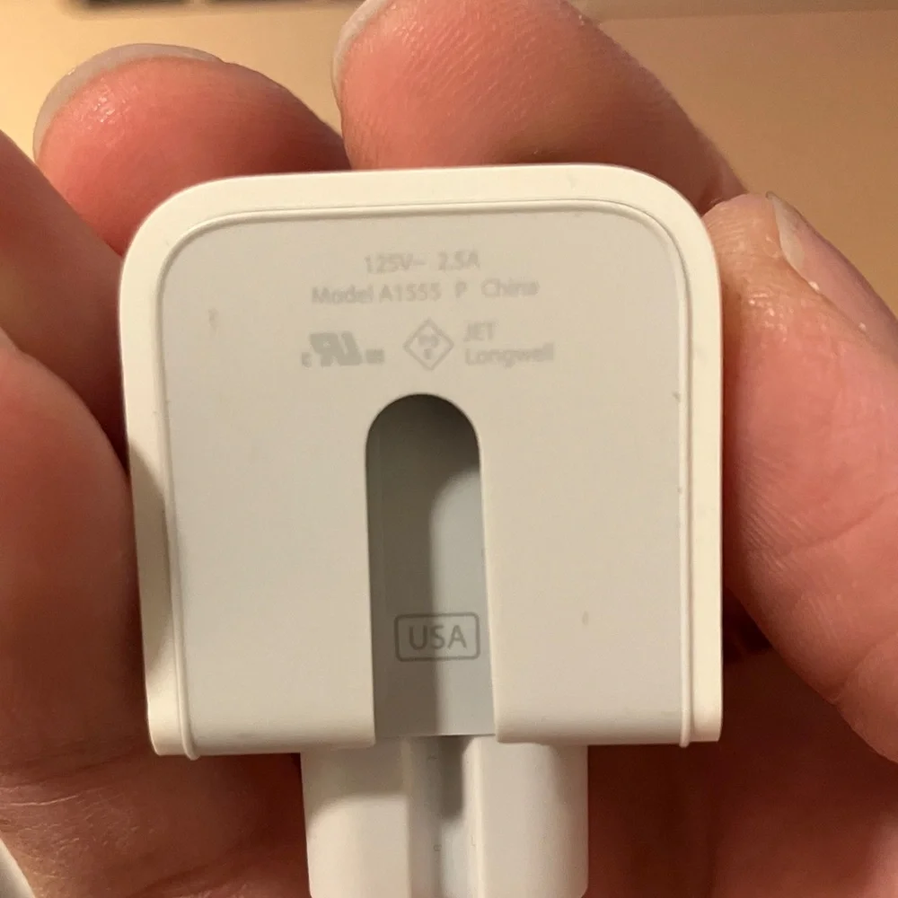 Set of 2 Apple Duck Head Converter Wall Plug